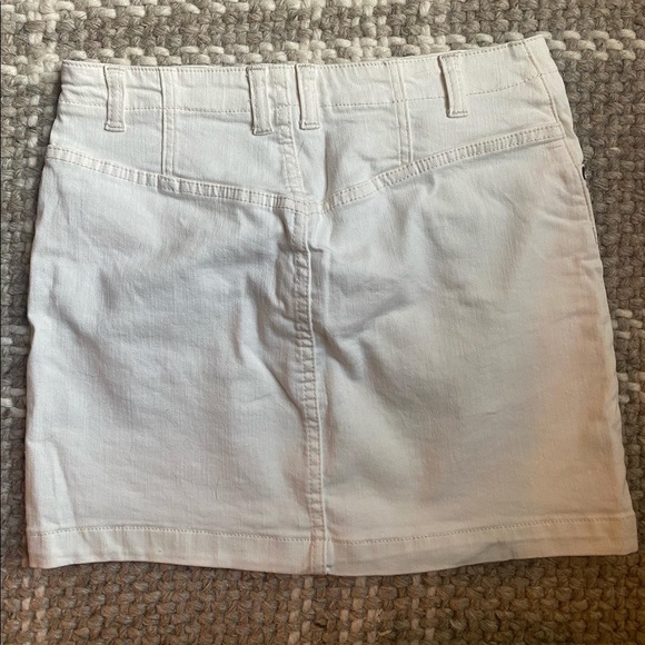 FREE PEOPLE WHITE SKIRT - Picture 2 of 3